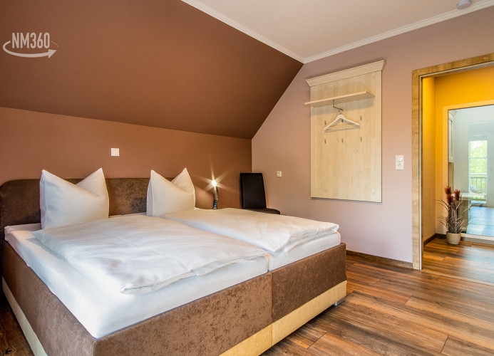Schlafzimmer 2